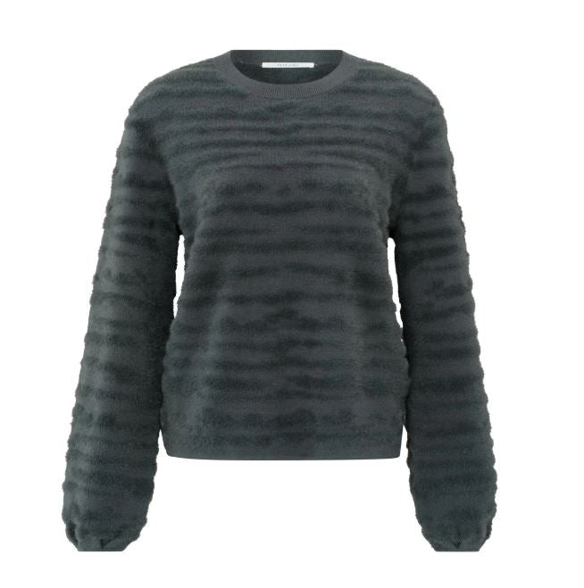 Flauschiger Pullover mit Rundhals und dezenten Streifen