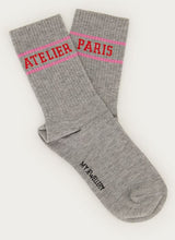 Lade das Bild in den Galerie-Viewer, Graue Socken Atelier Paris
